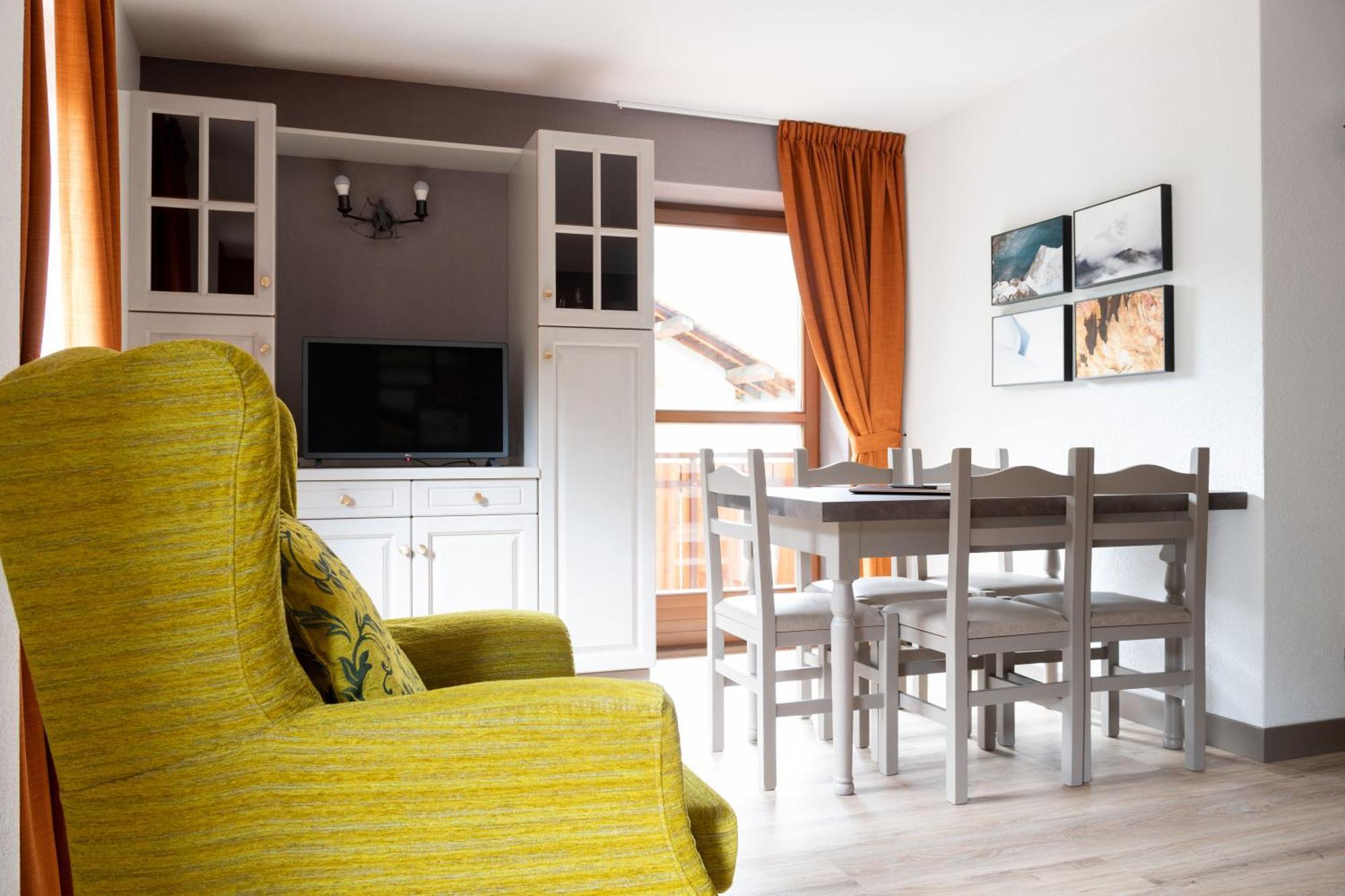 Chalet Ginepro Aparthotel Santa Caterina Valfurva Exterior photo